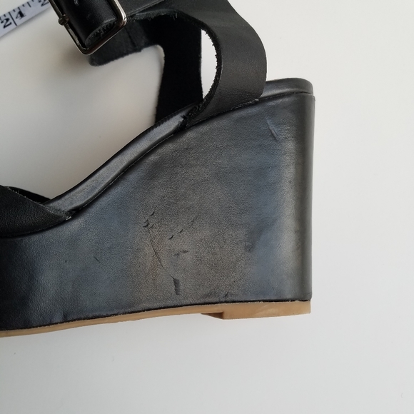 Gap black leather platform wedge sandals - Picture 7 of 12